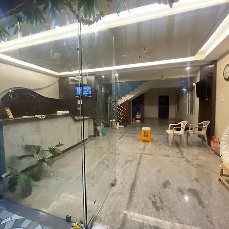فندق Sri Ganesh Residency تيروباتي المظهر الخارجي الصورة