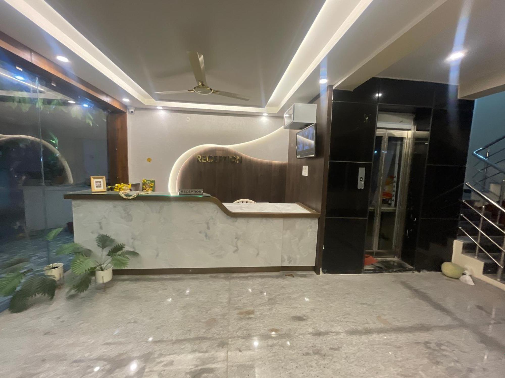 فندق Sri Ganesh Residency تيروباتي المظهر الخارجي الصورة